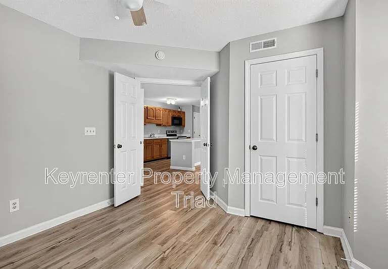 3701-7D Cotswold Ter — Photo 18