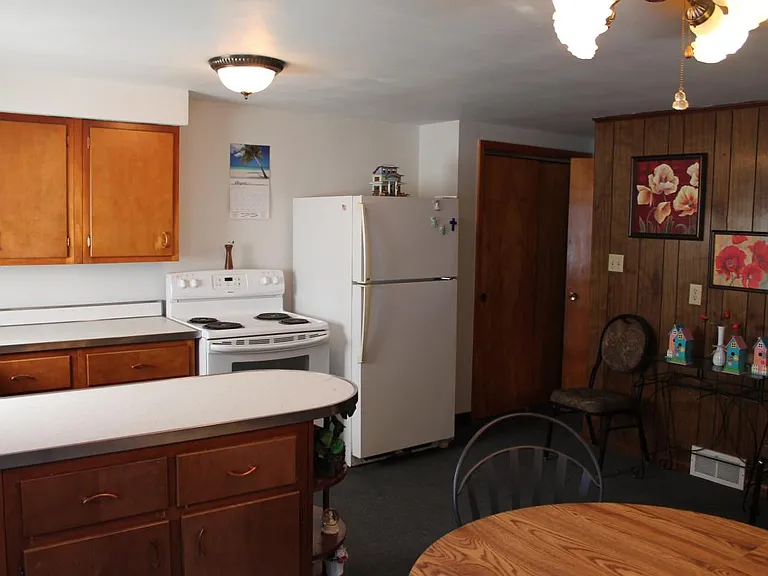 4114 Brooke St #2 — Photo 8