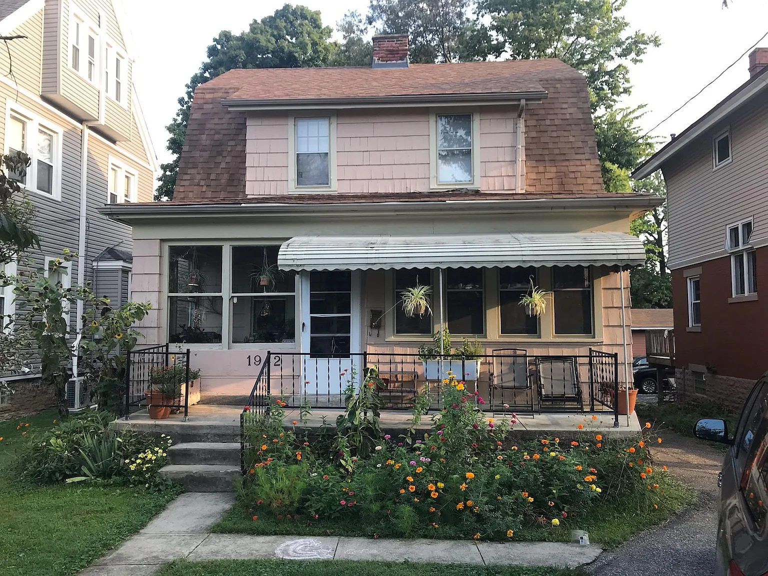 2 bed, 1324 sqft, $1,600 — Photo 1