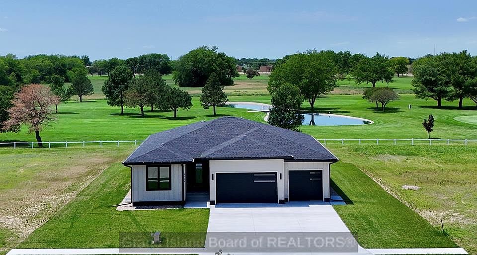 1st image of 3116 Saint Andrews Cir