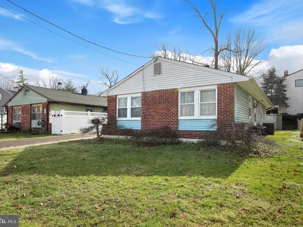 309 Engard Ave, Pennsauken, NJ 08110