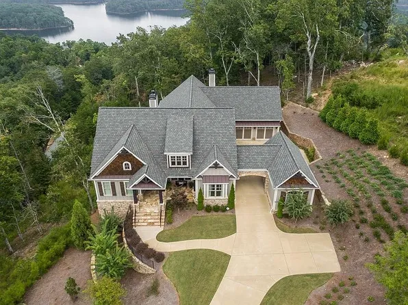 47 Waterside Dr, Cartersville, GA 30121