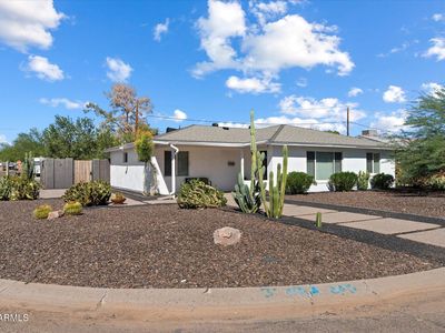 2902 E AVALON Drive, Phoenix, AZ, 85016