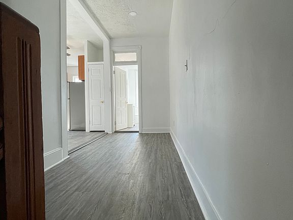 4th image of 1118 Foulkrod St #2