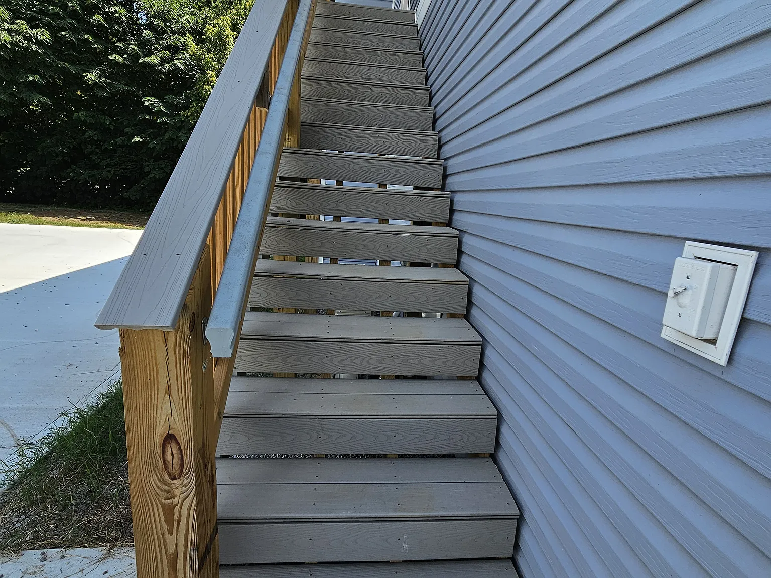 2 bed, 1000 sqft, $1,400 — Photo 3