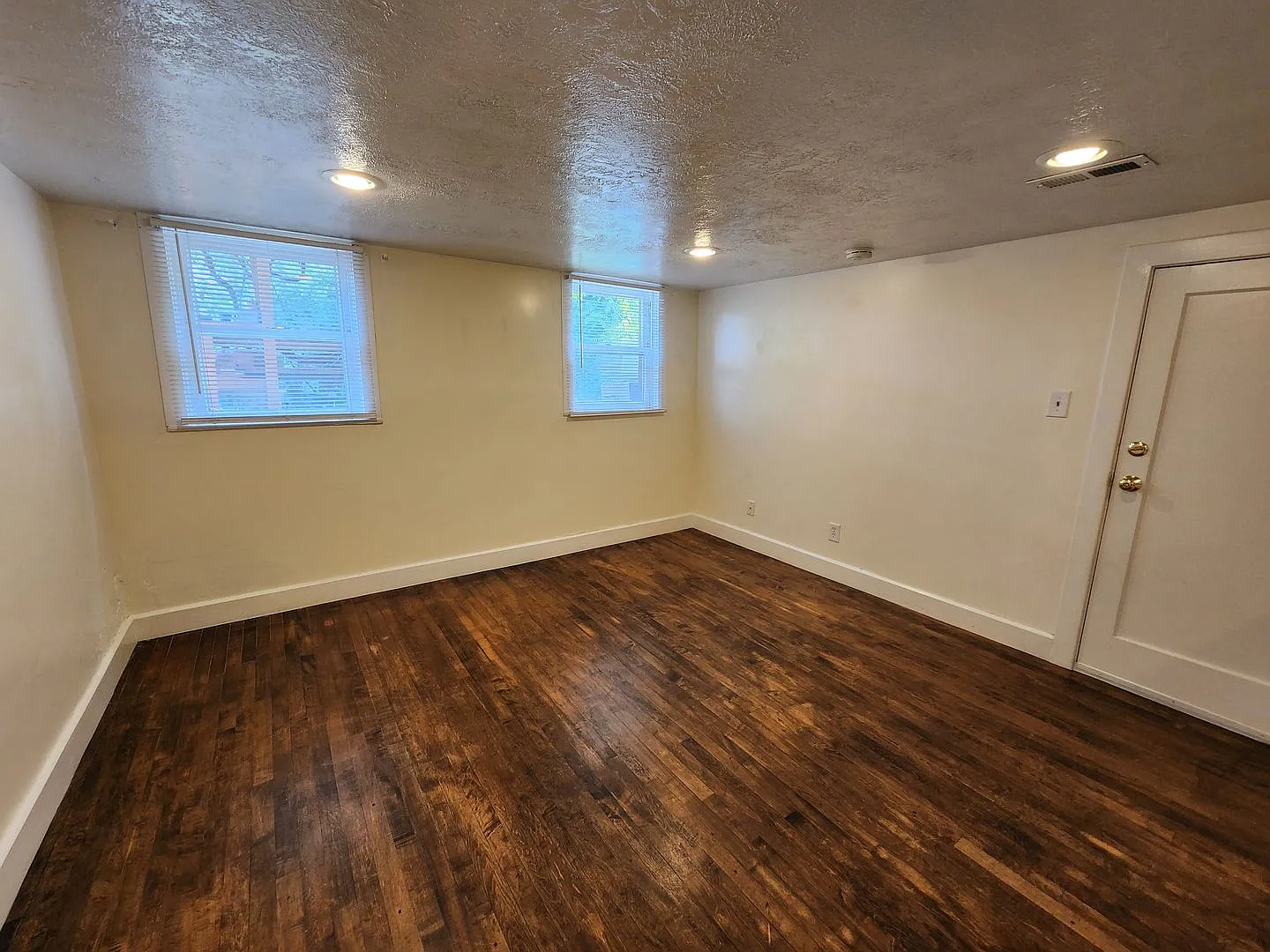 MonSixth (4Plex) — Photo 2