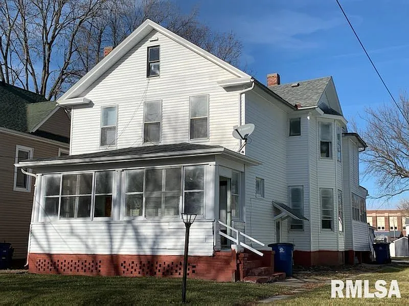 312 W 3rd Ave photo 1