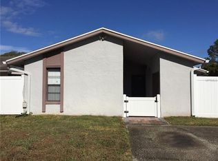 10706 Meadowglen Ln, Tampa, FL 33624
