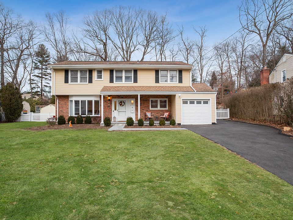 91 Rolling Wood Drive