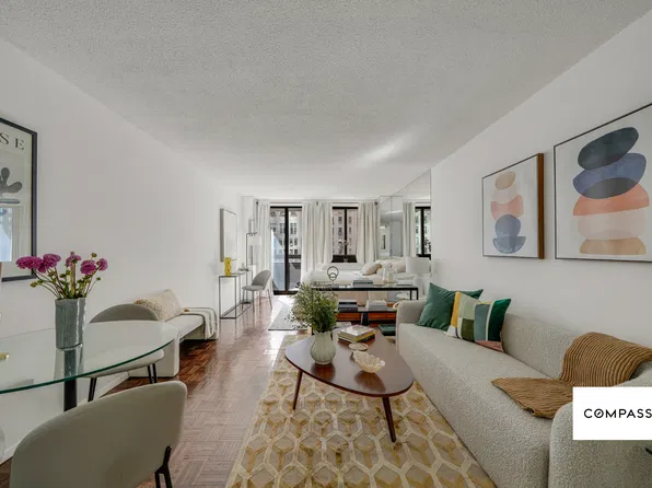 347 West 57th Street image 1 of 10