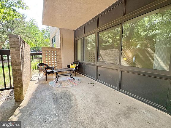 2nd image of 3713 George Mason Dr #T5w