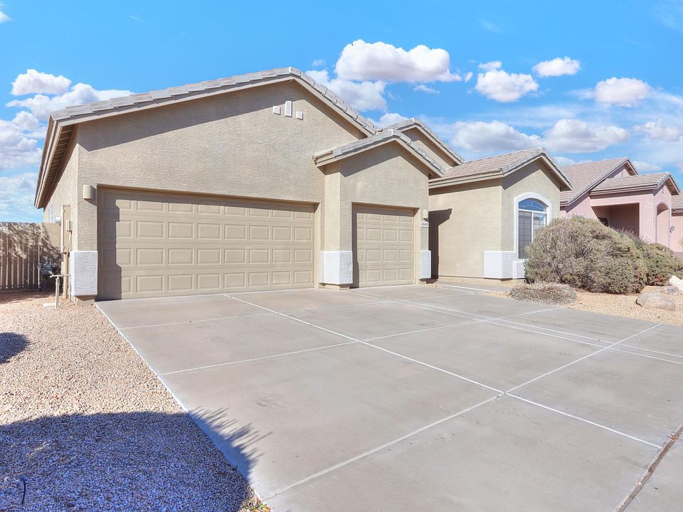 1st image of 43418 W Bunker Dr