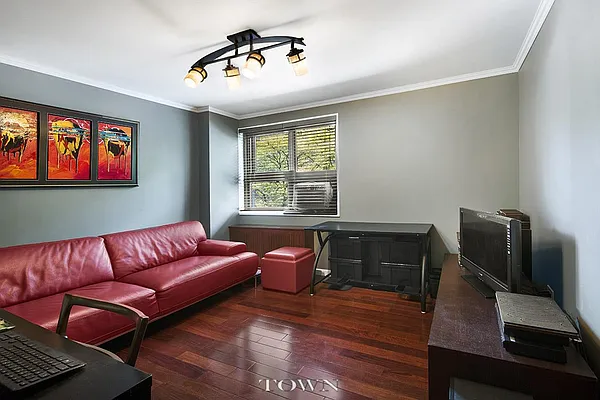 Sold by Town Residential | media 4