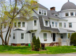 4591 Post Rd APT 1, East Greenwich, RI 02818