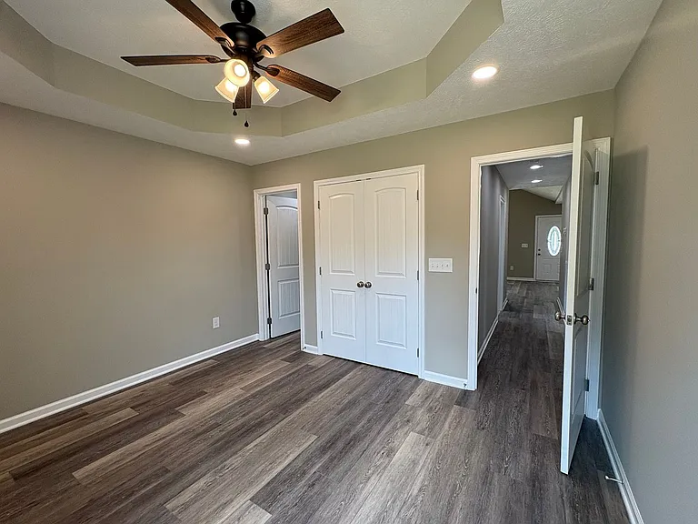 103 Hummingbird Dr — Photo 12