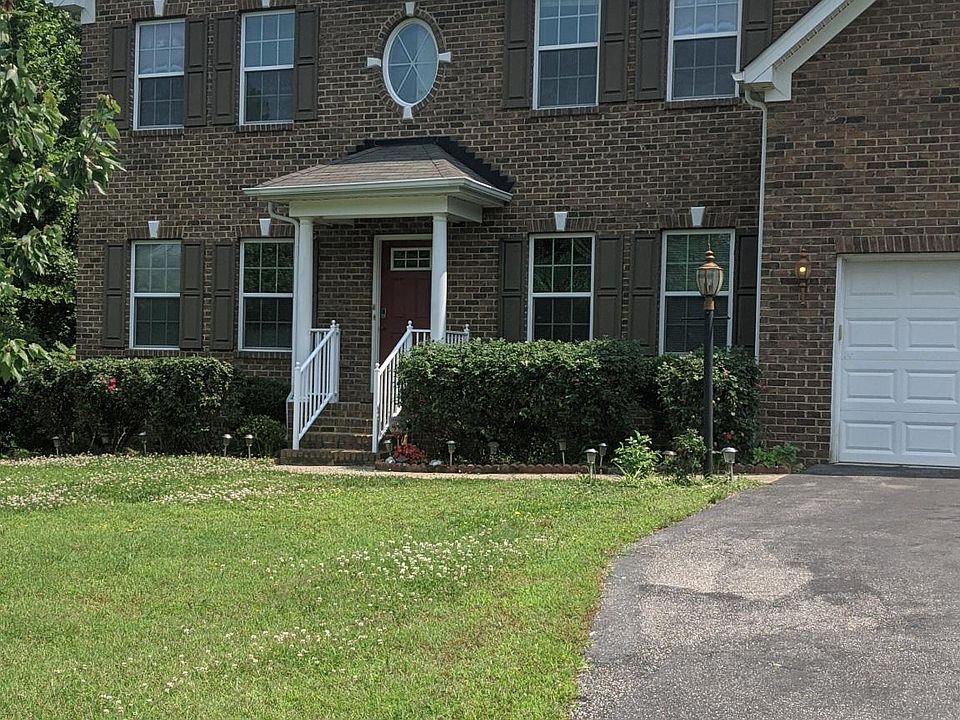 1st image of 904 Winding Trail Ln