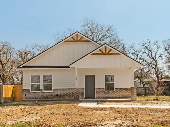 2007 Wilhelm Dr, Bryan, TX 77803