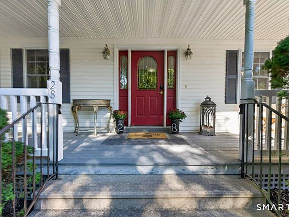 2nd image of 28 Tanglewood Drive