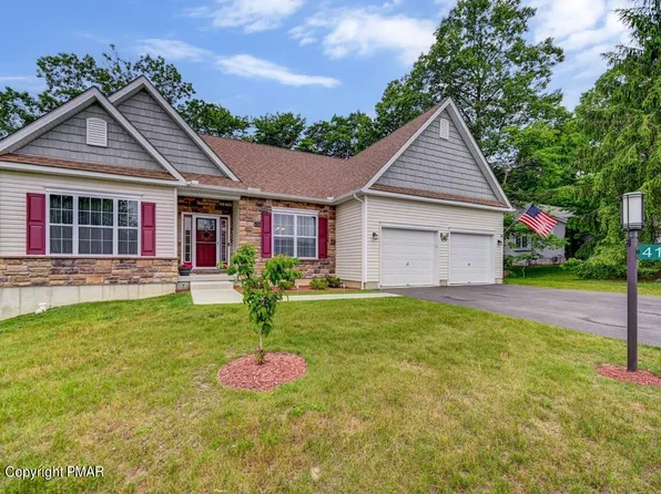 410 Pin Oak Dr, White Haven, PA 18661