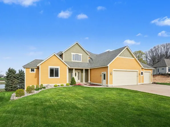 2213 N Bristol St, Holland, MI 49424