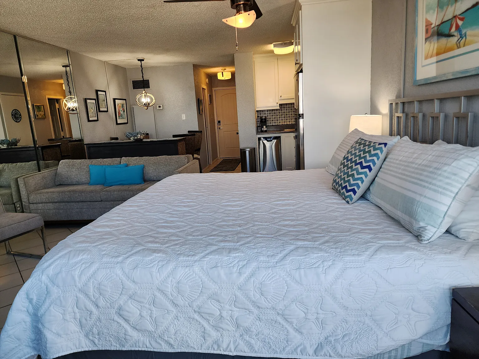 Studio, 489 sqft, $1,800 — Photo 4