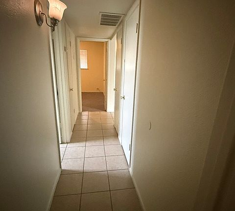 4th image of 3327 E Fairmont Ave #A