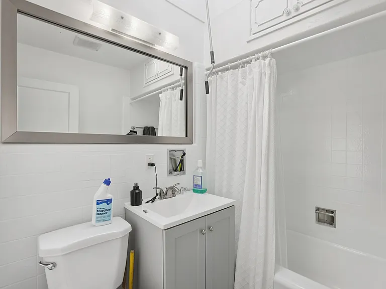 143 Byxbee St — Photo 3