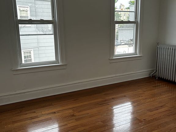 2nd image of 2836 Zulette Ave Floor 2