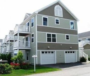 1st image of 7 Heath St APT 8