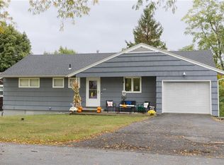 206 Barrington Rd, Syracuse, NY 13214