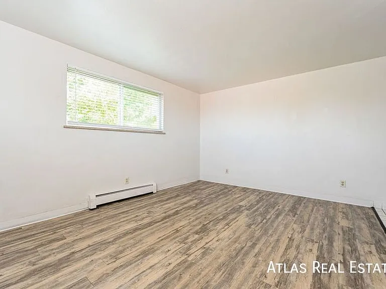 510 N Dayton St #10 — Photo 4