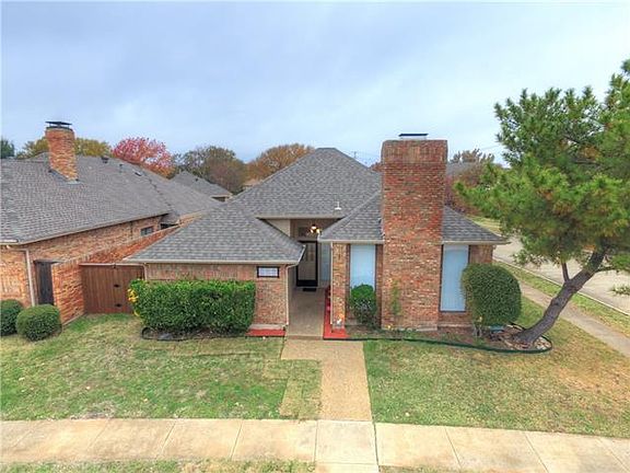 2nd image of 802 Oakway Ct