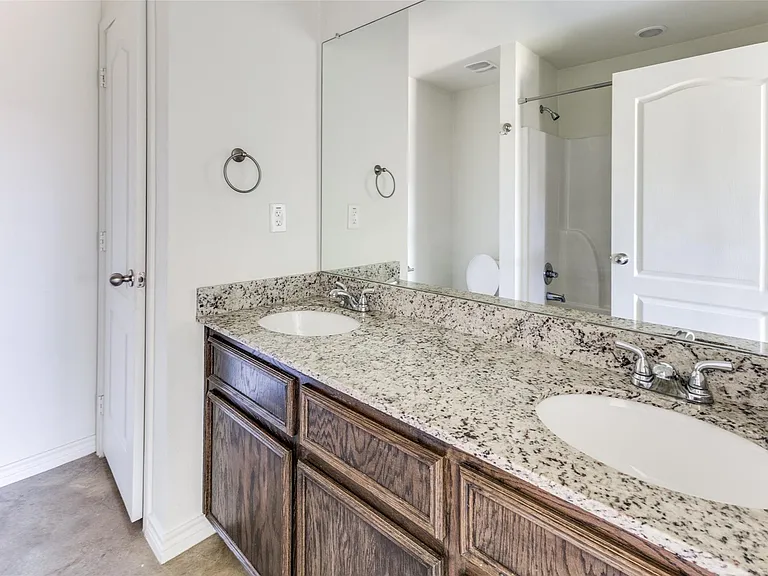 6011 Amelia Earhart Blvd #B — Photo 12