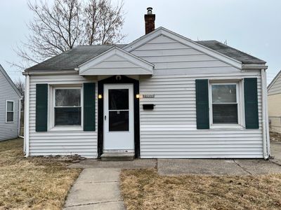 23070 Rosalind Ave, Eastpointe, MI, 48021