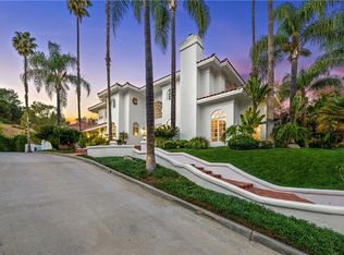 4143 Vicasa Dr, Calabasas, CA 91302