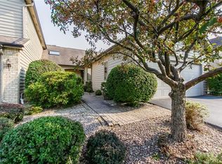 71 Wood Run Cmns #PVT, Rochester, NY 14612