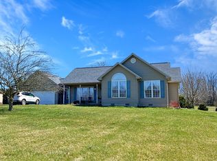 170 Capricorn Dr, Martinsburg, WV 25403