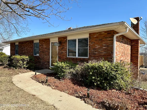 5521 Dove Lake Rd, Jefferson City, MO 65101