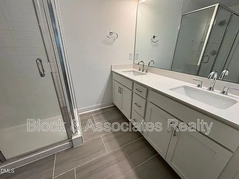 5710 Parker Pines Ct — Photo 50
