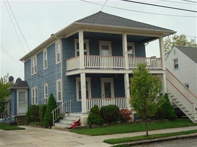 1st image of 12 W 15th St