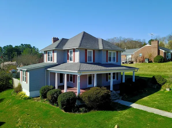 509 W Center St, Galax, VA 24333