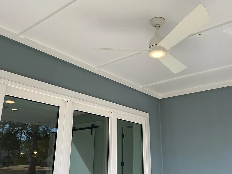 Rear Screened Porch with 10 foot Ceilings and Beautiful Ceiling Fan