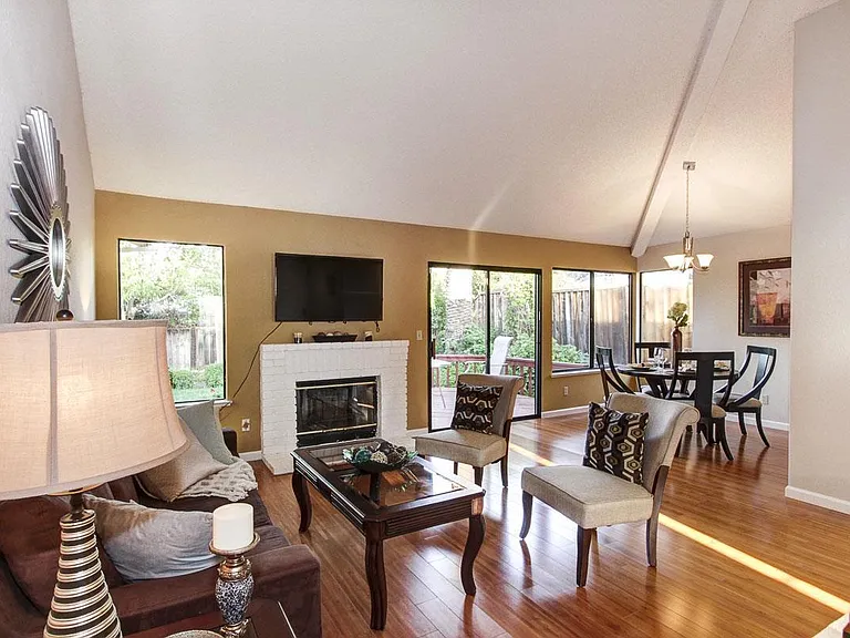 43326 Debrum Cmn — Photo 2