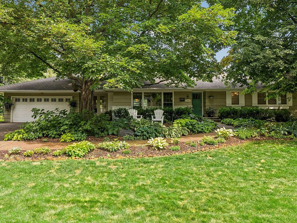 1st image of 18200 Fairhomes Ln