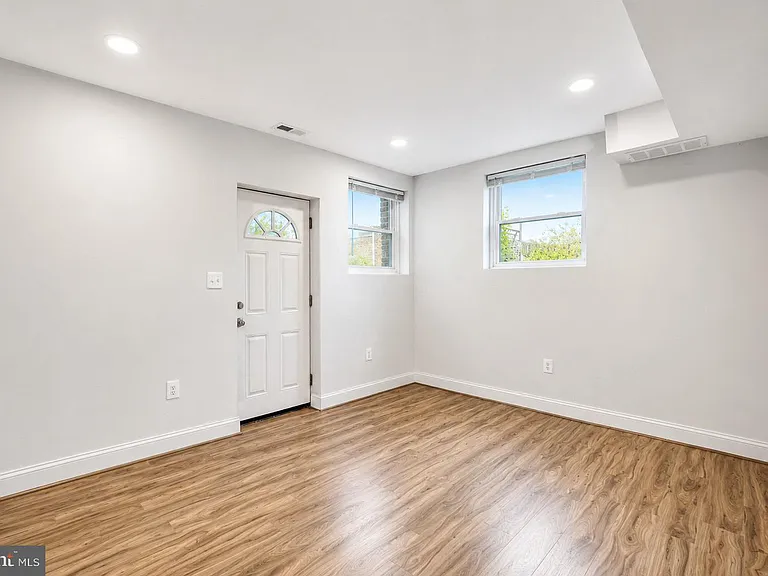 2851 Robinson Pl SE — Photo 4