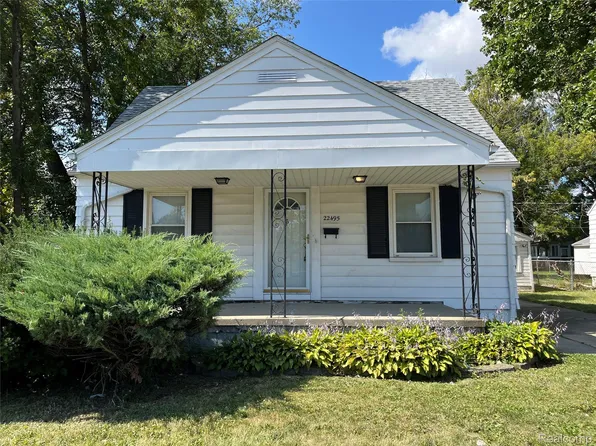 22495 Tuscany Ave, Eastpointe, MI 48021