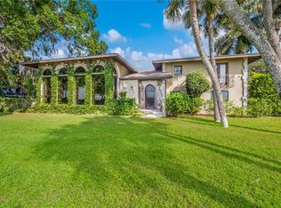 2810 Bay Shore Rd, Sarasota, FL 34234