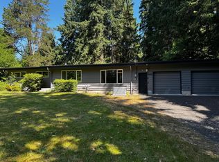10206 SW Quartermaster Dr, Vashon, WA 98070