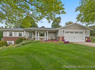 1683 Slater Ave, Dorr, MI 49323