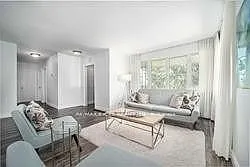 3 bed, $2,575 — Photo 2